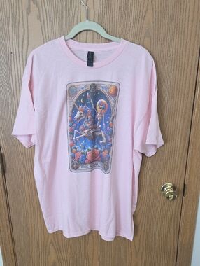 Gildan Pink Short Sleeve Tarot Graphic Tee